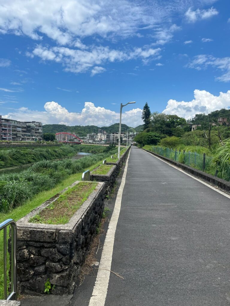 新北市から基隆に行く途中のサイクリングロード